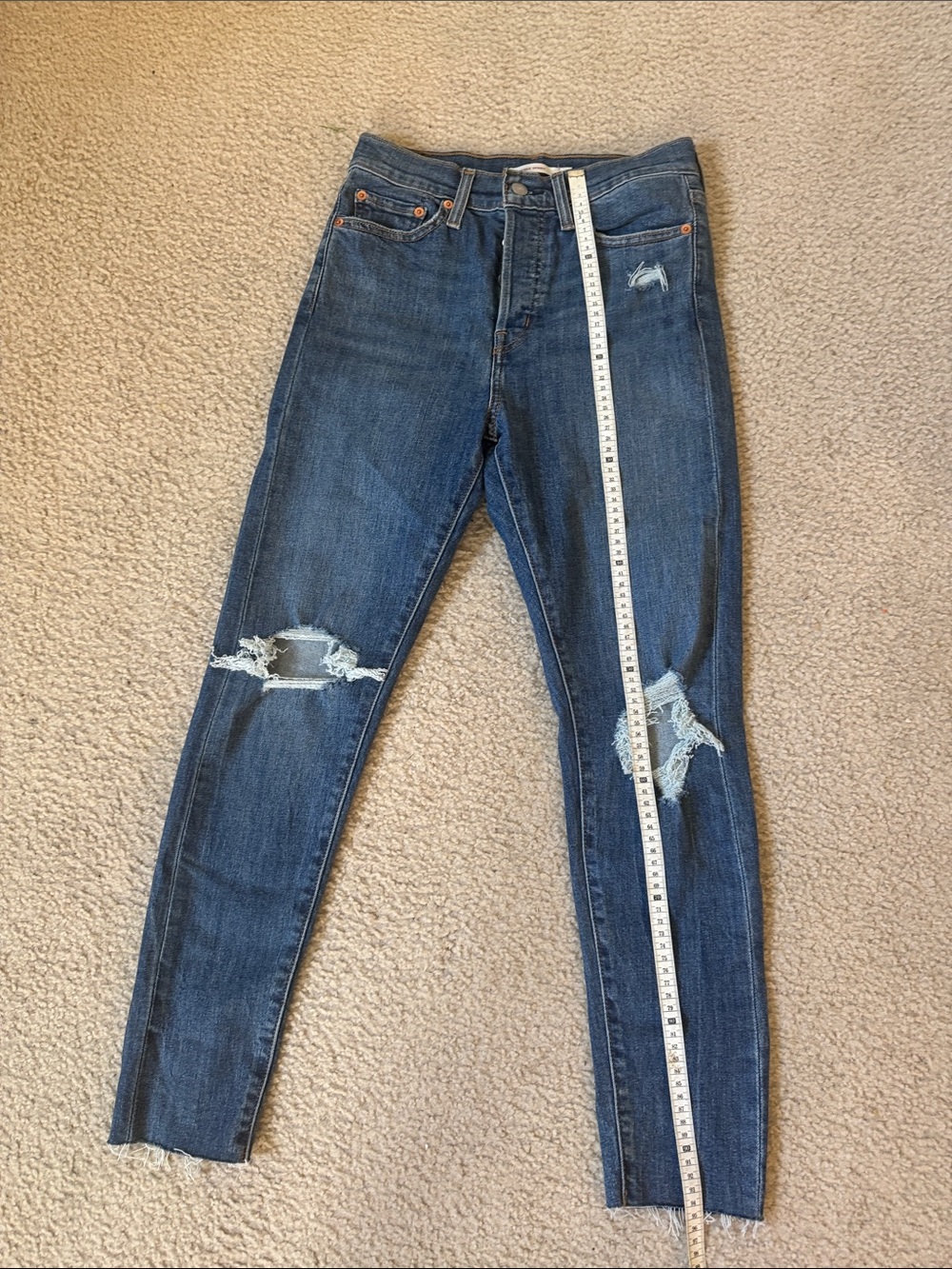 Levi's Wedgie Skinny Jeans Women's Medium washed Blue Distressed Size 27 - Picture 7 of 10